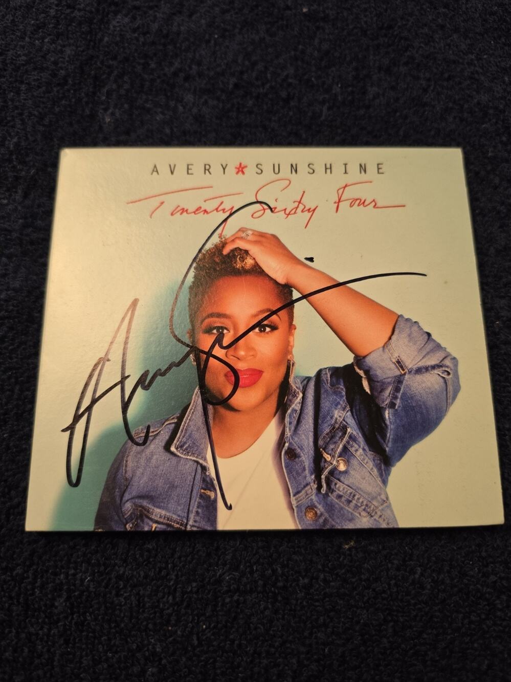 AVERY SUNSHINE Signed Autographed Twenty Sixty Four CD R&B Soul 2017 Shanachie